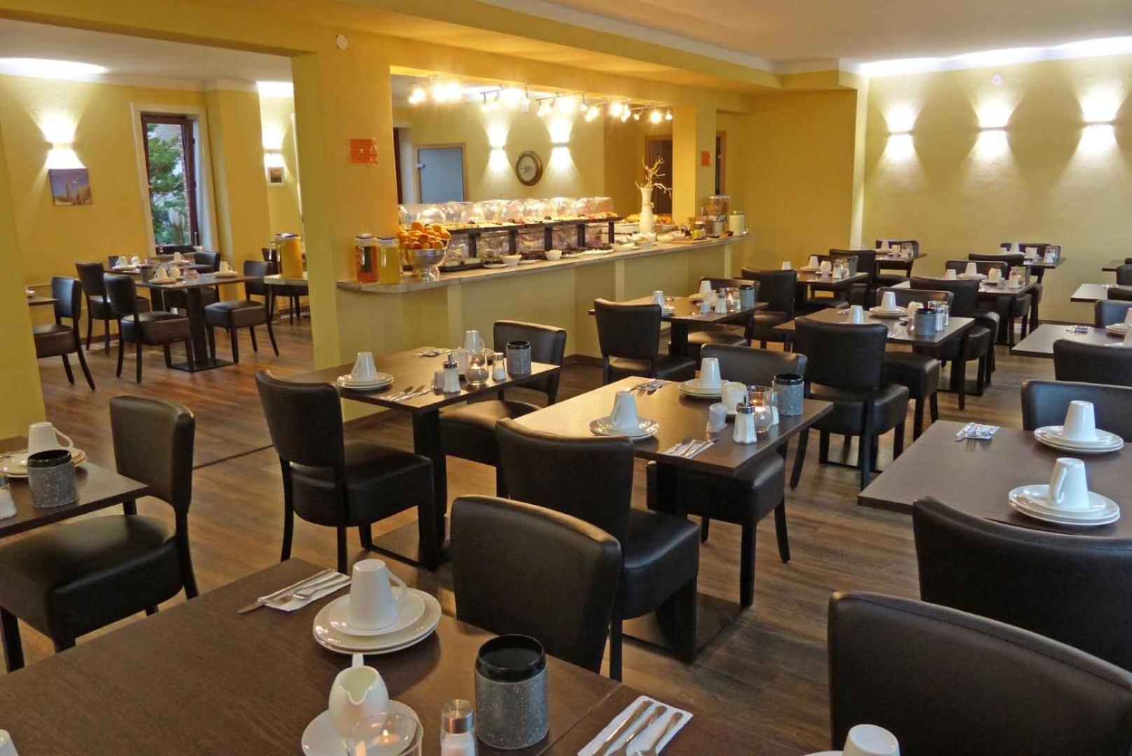 Hotel Zur Seerobbe クックスハーフェン エクステリア 写真
